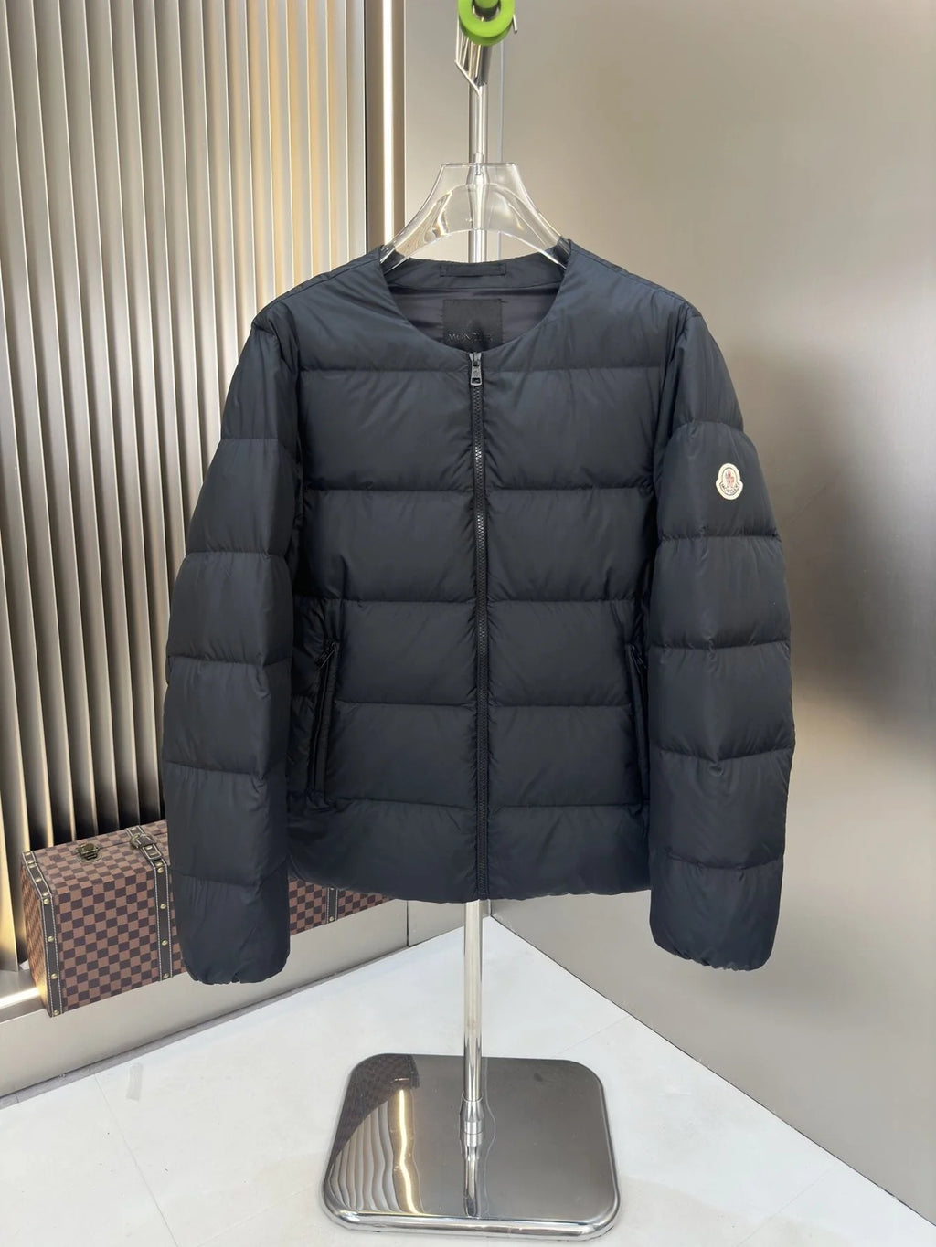 Moncler Black 2-in-1 Detachable-Hood Collarless Down Jacket